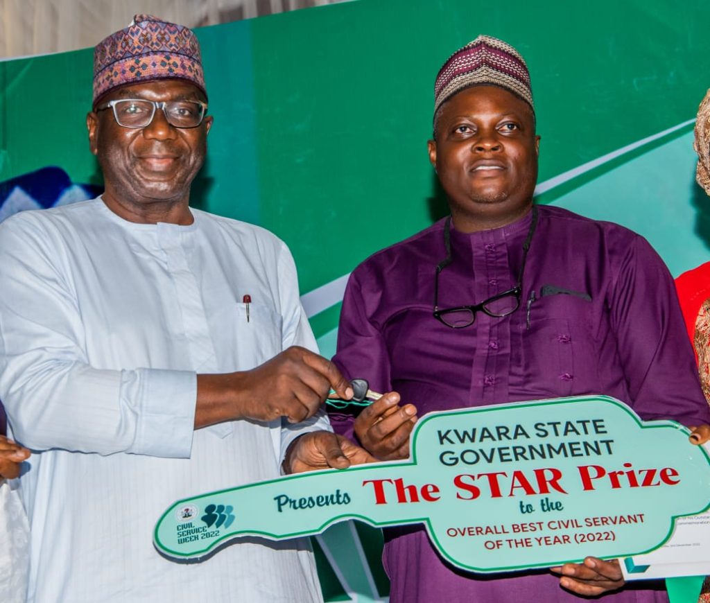Gov AbdulRazaq Awards Best Civil Servant in Kwara