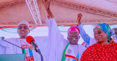 Buhari Raises Tinubu's Hand During Campaign