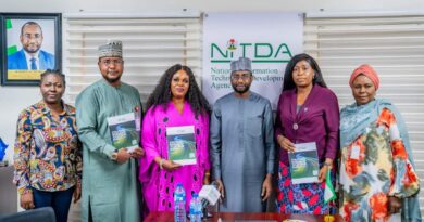 Group photo of the DG NITDA, Kashifu Inuwa CCIE (middle) alongside Director CAER, NITDA, Hadiza Umar (right) SSA to the President, Comm. Eng. S/W Ms Moremi Ojudu(2nd right), SSA to the President, Comm. Eng. S/E, Barr Chioma Nweze (3rd left), SSA to the President, Comm. Eng. N/W, Hon Abdallah Tanko Yakassai (2nd left) and Member, NITDA Strategic Team, Ms Dayo Johnson (left)