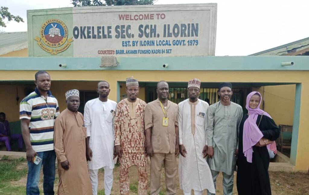 2006 Alumni of Okelele Secondary School Award Scholarships to Indigent Students
