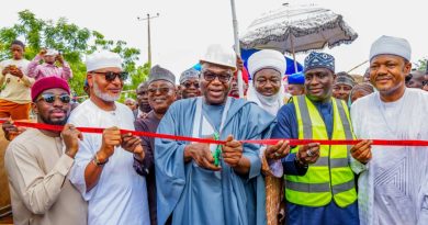 Gov Abdulrazaq Flags off 209.77km Road in Kwara