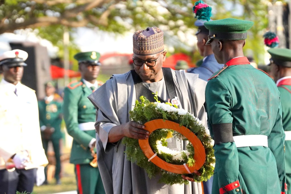 Gov. Abdulrazaq Pays Tribute to Late Lt. Gen. Lagbaja