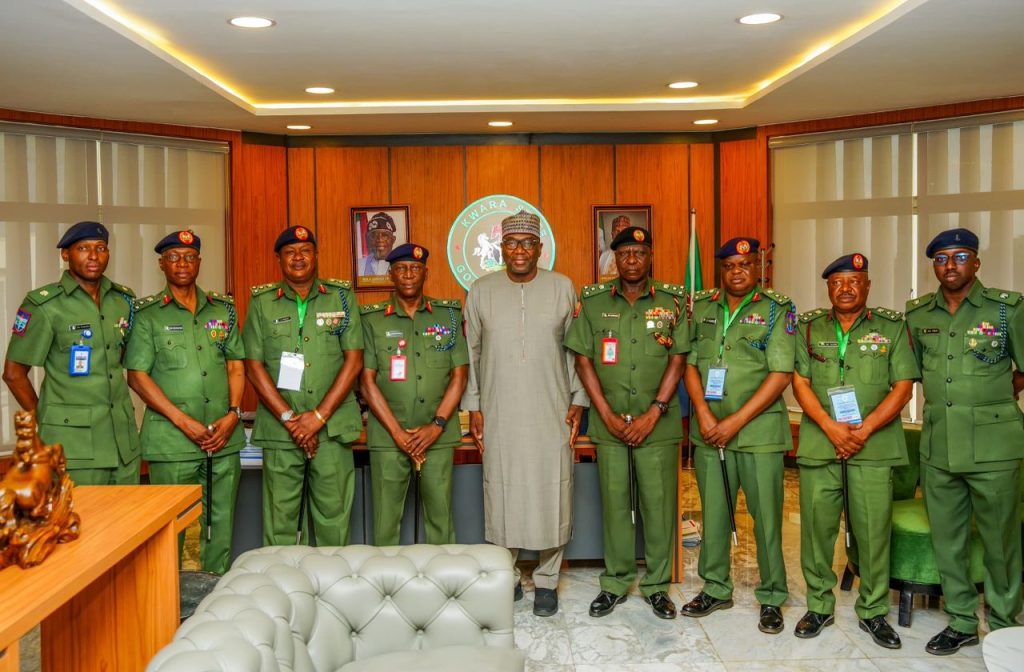 Kwara Gov Strengthens Security Ties with Nigerian Army