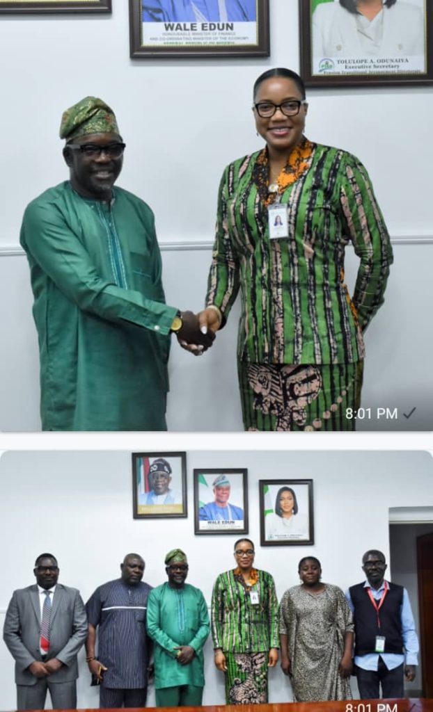 PTAD Boss Meets Online Editors, Seeks Stronger Media Collaboration